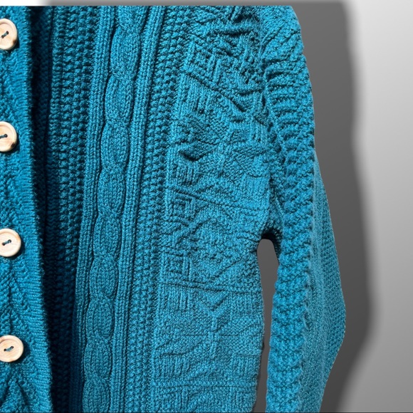 VINTAGE WOMENS CABLE KNIT LL BEAN BLUE CARDIGAN Small - Picture 7 of 9